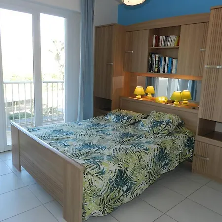 Le Lavandou, 2 Pieces, 4 Personnes - Fr-1-251-657 Apartment *