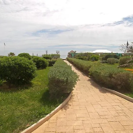 Apartment Le Lavandou, 2 Pieces, 4 Personnes - Fr-1-251-657